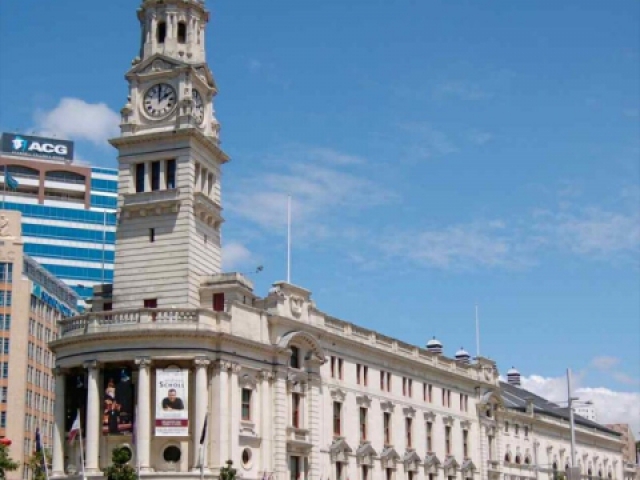 Auckland Town Hall 640x480 1